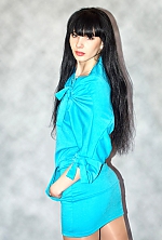 Ukrainian mail order bride Elena from Yalta with black hair and brown eye color - image 3
