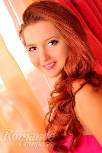 Ukrainian mail order bride Irina from Kherson with brunette hair and brown eye color - image 1