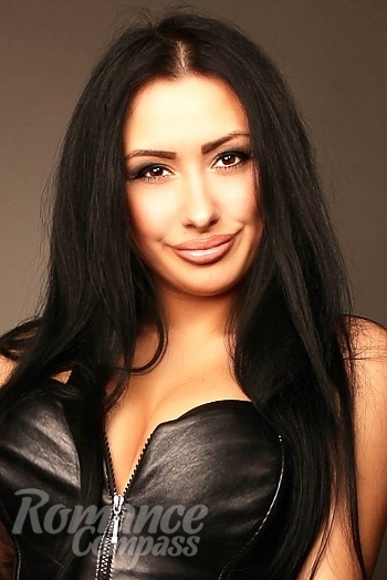Ukrainian mail order bride Ksenia from Har'kov with black hair and brown eye color - image 1