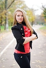 Ukrainian mail order bride Sofia from Kherson with blonde hair and blue eye color - image 2