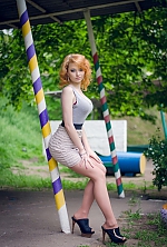 Ukrainian mail order bride Irina from Nikopol with auburn hair and blue eye color - image 3