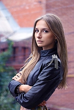 Ukrainian mail order bride Inna from Vinnitsa with light brown hair and brown eye color - image 3