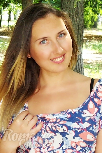 Ukrainian mail order bride Inna from Nikolaev with light brown hair and blue eye color - image 1