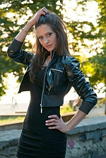 Ukrainian mail order bride Daria from Rovno with light brown hair and green eye color - image 5