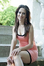 Ukrainian mail order bride Daria from Rovno with light brown hair and green eye color - image 7