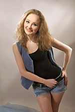 Ukrainian mail order bride Janina from Kiev with light brown hair and green eye color - image 3
