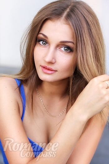 Ukrainian mail order bride Olga from Chernigov with blonde hair and green eye color - image 1