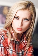 Ukrainian mail order bride Irina from Lugansk with blonde hair and grey eye color - image 2