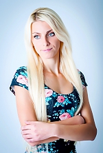Ukrainian mail order bride Marina from Vinnitsa with blonde hair and grey eye color - image 2