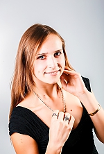 Ukrainian mail order bride Yuliia from Vinnitsa with light brown hair and blue eye color - image 2
