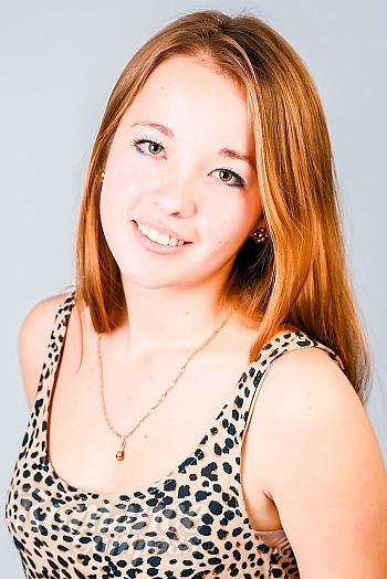 Ukrainian mail order bride Ludmila from Vinnitsa with light brown hair and green eye color - image 1