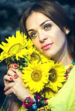 Ukrainian mail order bride Viktoriya from Uzhgorod with brunette hair and green eye color - image 5