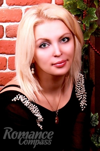 Ukrainian mail order bride Victoria from Dnipro with blonde hair and blue eye color - image 1