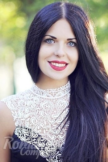 Ukrainian mail order bride Violetta from Nikolaev with black hair and blue eye color - image 1