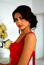 Ukrainian mail order bride Alexia from Kiev with brunette hair and brown eye color - image 4