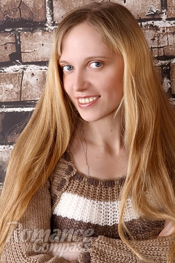 Ukrainian mail order bride Irina from Kiev with blonde hair and grey eye color - image 1