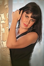 Ukrainian mail order bride Julia from Lugansk with black hair and brown eye color - image 3