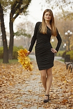 Ukrainian mail order bride Julia from Chornomorsk with light brown hair and green eye color - image 3
