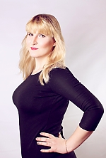 Ukrainian mail order bride Lenochka from Zaporozhye with blonde hair and brown eye color - image 5