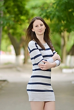 Ukrainian mail order bride Dasha from Mykolaiv with black hair and green eye color - image 10