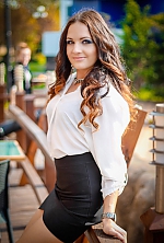 Ukrainian mail order bride Tatyana from Pervomaysk with light brown hair and brown eye color - image 6