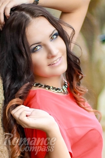 Ukrainian mail order bride Tatyana from Pervomaysk with light brown hair and brown eye color - image 1