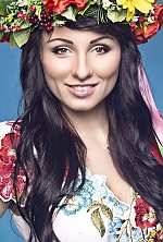 Ukrainian mail order bride Julia from Kiev with brunette hair and green eye color - image 3
