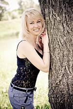 Ukrainian mail order bride Vita from Kropyvnytskyi with blonde hair and blue eye color - image 3
