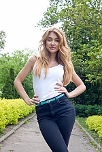 Ukrainian mail order bride Anastasia from Kyiv with light brown hair and hazel eye color - image 4