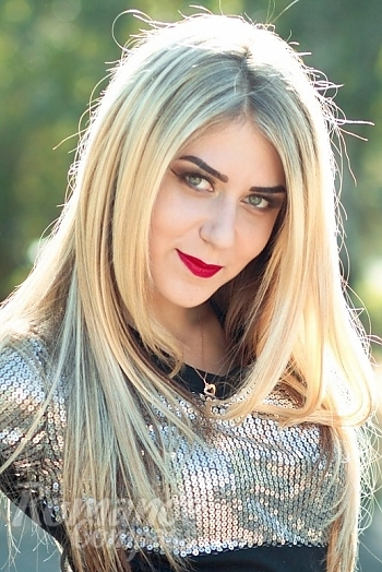 Ukrainian mail order bride Violeta from Rubegnoe with blonde hair and grey eye color - image 1