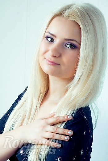 Ukrainian mail order bride Ekaterina from Odessa with blonde hair and hazel eye color - image 1