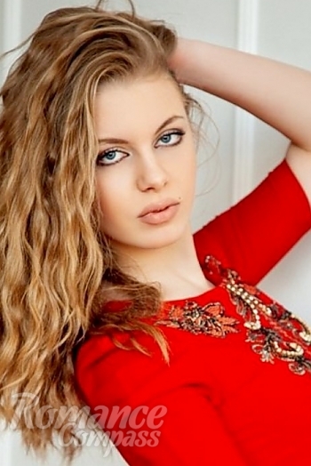 Ukrainian mail order bride Maya from Kharkov with blonde hair and blue eye color - image 1