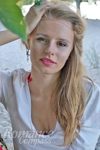 Ukrainian mail order bride Marya from Chrrkassy with blonde hair and brown eye color - image 1