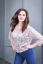 Ukrainian mail order bride Alina from Cherkassy with brunette hair and brown eye color - image 8
