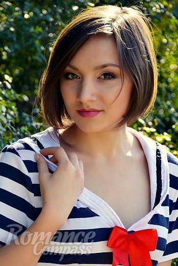 Ukrainian mail order bride Alexandra from Nikolaev with brunette hair and hazel eye color - image 1