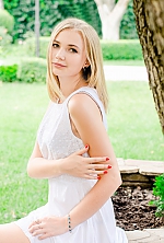 Ukrainian mail order bride Alina from Cherkassy with blonde hair and green eye color - image 4