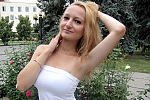 Ukrainian mail order bride Lesia from Cherkassy with blonde hair and green eye color - image 2