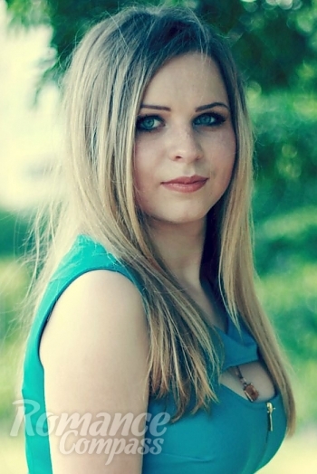 Ukrainian mail order bride Alina from Nikolaev with blonde hair and blue eye color - image 1