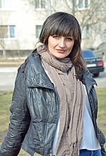 Ukrainian mail order bride Anna from Kharkiv with brunette hair and grey eye color - image 4