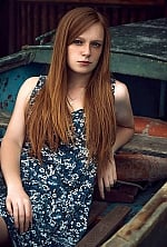 Ukrainian mail order bride Alena from Nikolaev with red hair and green eye color - image 4