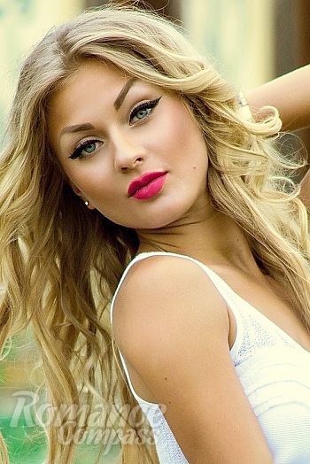 Ukrainian mail order bride Anastasia from Krivoy Rog with blonde hair and blue eye color - image 1