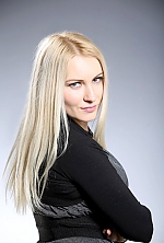 Ukrainian mail order bride Oksana from Kharkiv with blonde hair and grey eye color - image 6
