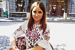 Ukrainian mail order bride Alena from Poltava with light brown hair and green eye color - image 4
