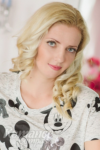 Ukrainian mail order bride Alla from Nikolaev with blonde hair and blue eye color - image 1