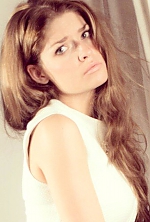 Ukrainian mail order bride Yanina from Moscow with light brown hair and green eye color - image 10
