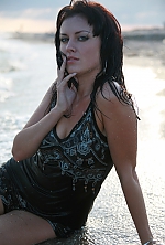 Ukrainian mail order bride Maria from Berdyansk with black hair and green eye color - image 2