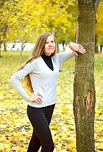 Ukrainian mail order bride Elena from Kiev with light brown hair and blue eye color - image 3
