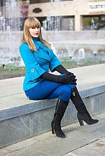 Ukrainian mail order bride Olga from Kharkiv with light brown hair and green eye color - image 3
