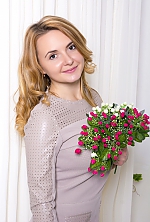 Ukrainian mail order bride Anastasia from Kharkiv with light brown hair and brown eye color - image 7