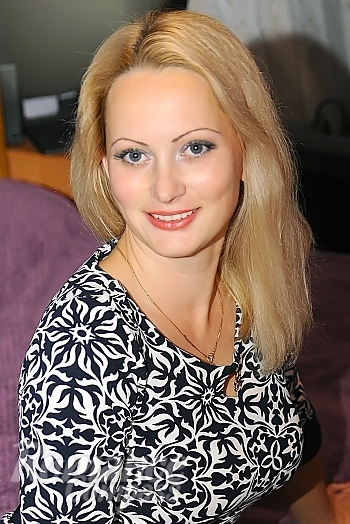 Ukrainian mail order bride Olga from Crimea Kerch with blonde hair and blue eye color - image 1